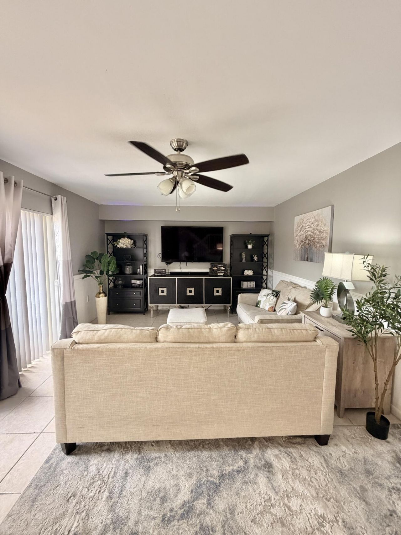 812 8th Way, West Palm Beach, FL 33407 Photo