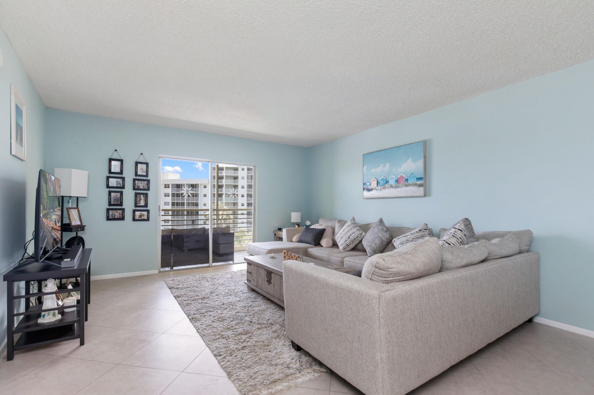 2731 NE 14th Street Causeway Ne, Unit Apt 612, Pompano Beach, FL 33062 Photo