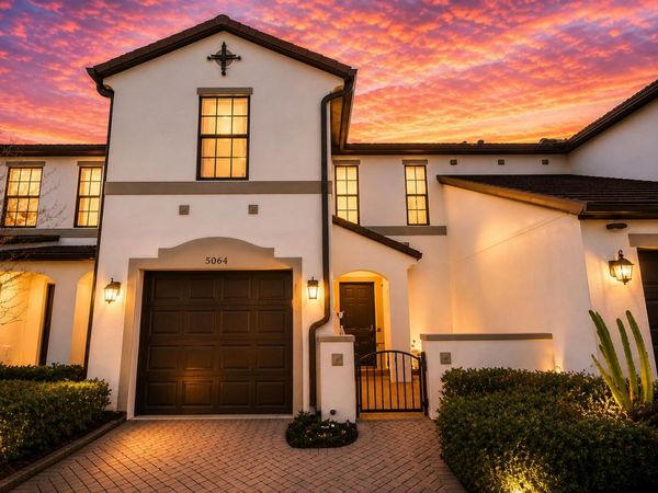 5064 NW Coventry Circle, Port St. Lucie, FL 34986
