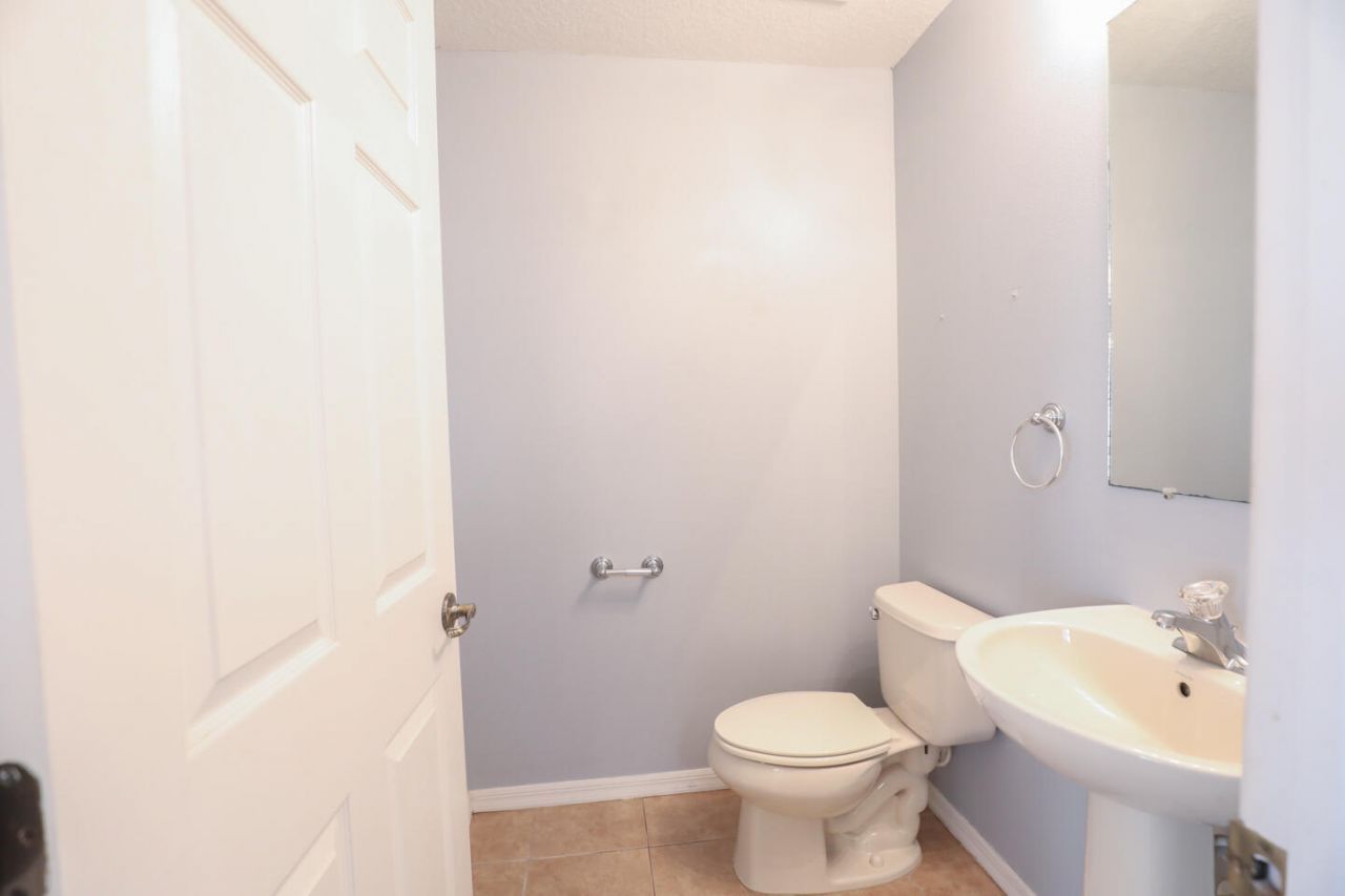 5064 NW Coventry Circle, Port Saint Lucie, FL 34986 Photo