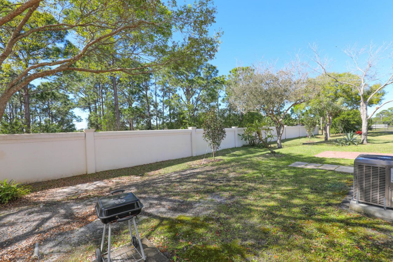 5064 NW Coventry Circle, Port Saint Lucie, FL 34986 Photo