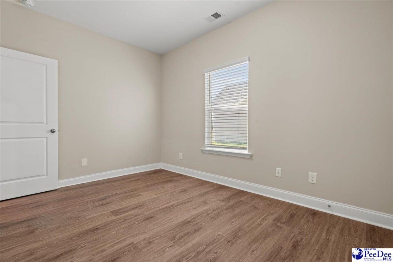1423 Bourbon Drive Photo 16