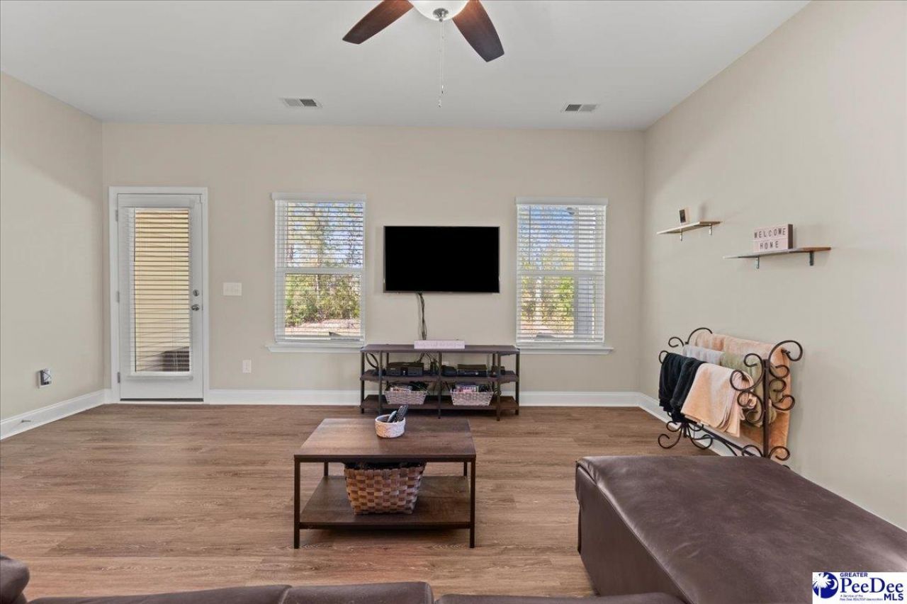 1423 Bourbon Drive Photo 27