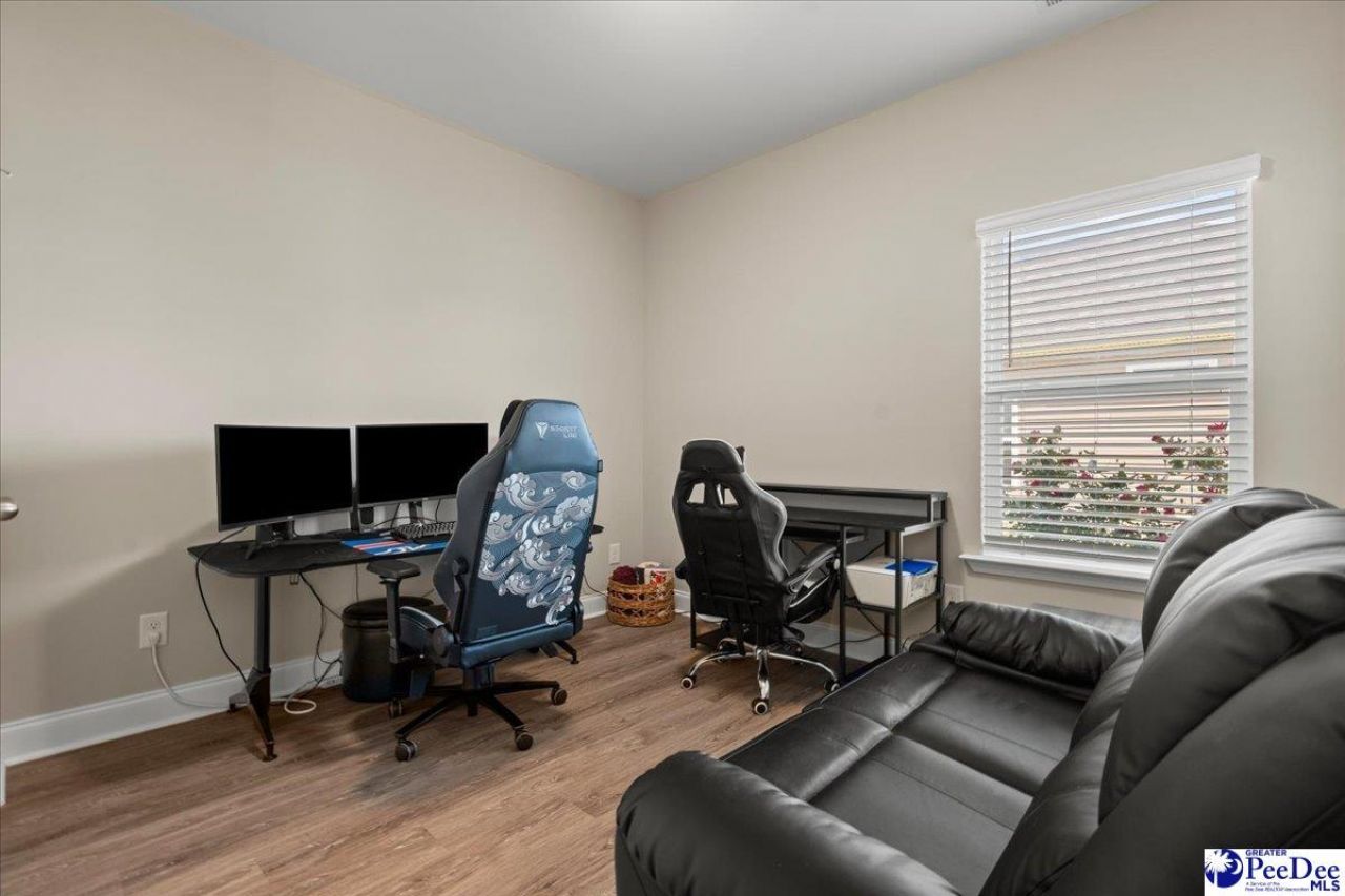 1423 Bourbon Drive Photo 8