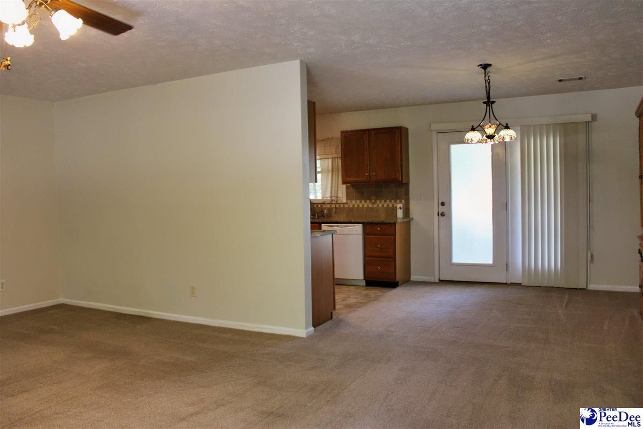 15 Meeting Street Photo 22