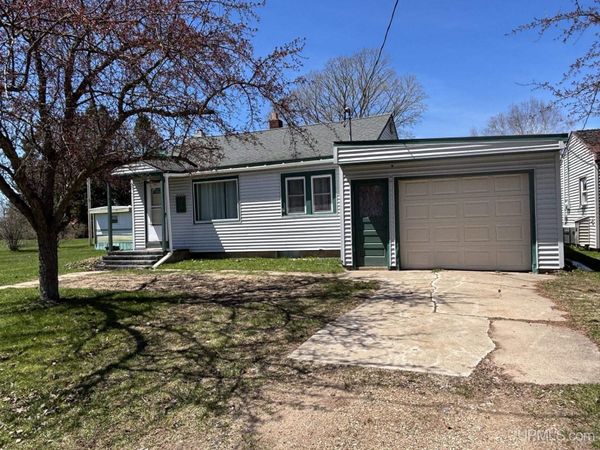N1073 E 1st Avenue, Mathias Twp, MI 49891