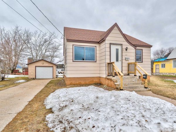 257 N Cedar Street, Manistique, MI 49854