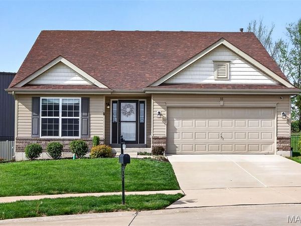 38 Wisdom Court , Lake St Louis, MO 63367
