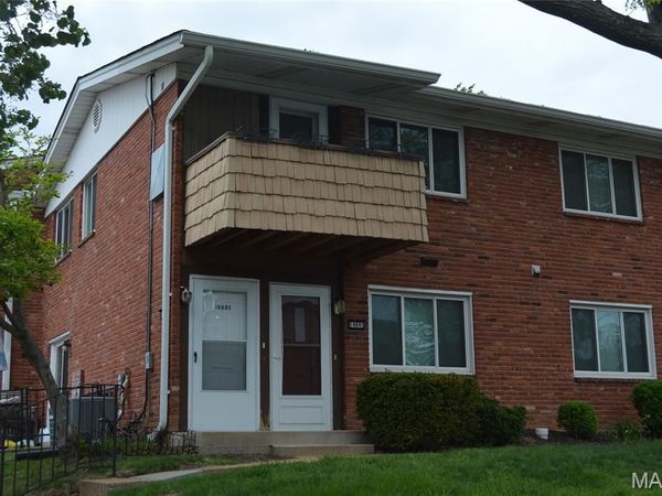 10697 Carroll Wood Way, St Louis, MO 63128