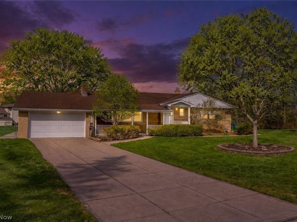 6617 Kingswood Drive, Mayfield Heights, OH 44124