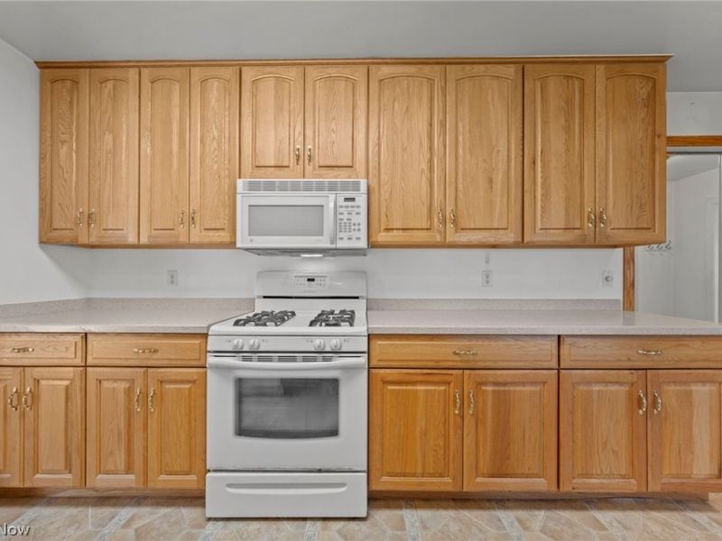 6617 Kingswood Drive, Mayfield Heights, OH 44124 Photo 15