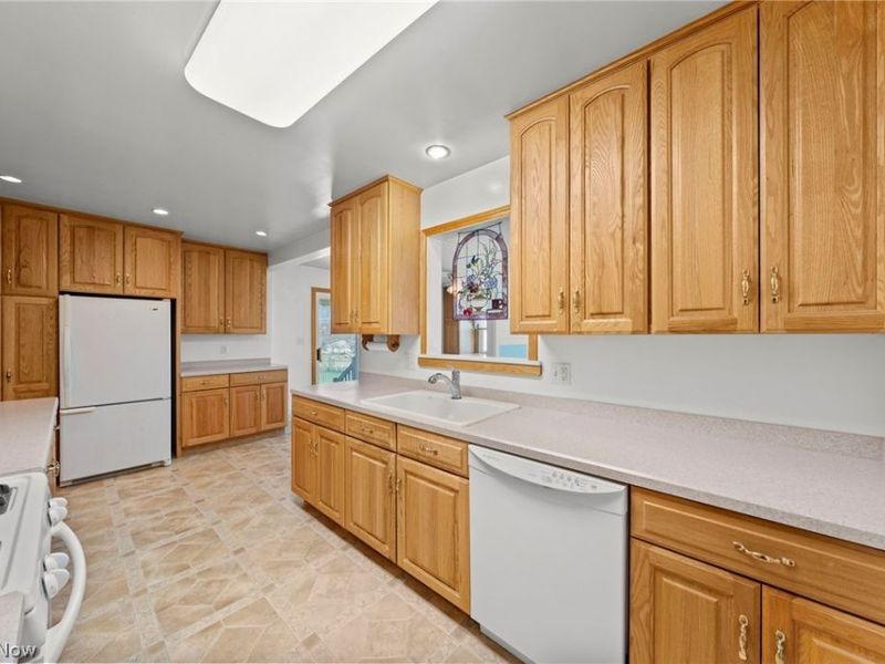 6617 Kingswood Drive, Mayfield Heights, OH 44124 Photo 17