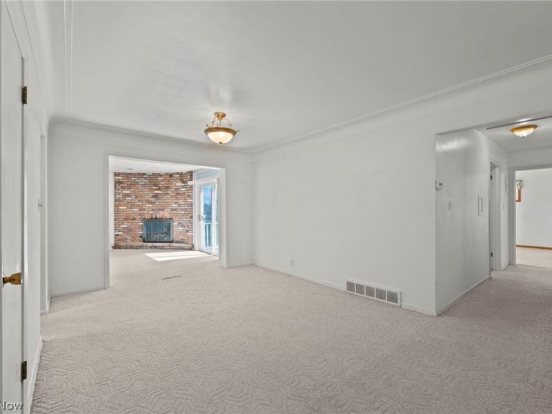 6617 Kingswood Drive, Mayfield Heights, OH 44124 Photo 9