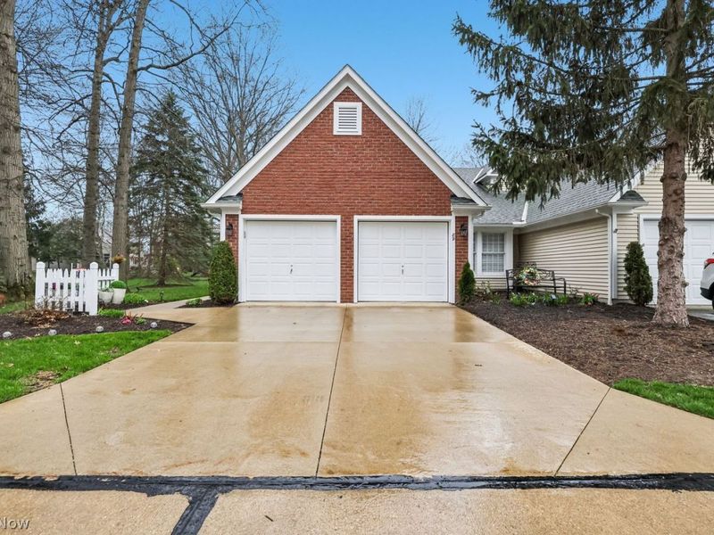 31825 Bayview Drive, Unit 89, Avon Lake, OH 44012 Photo 2