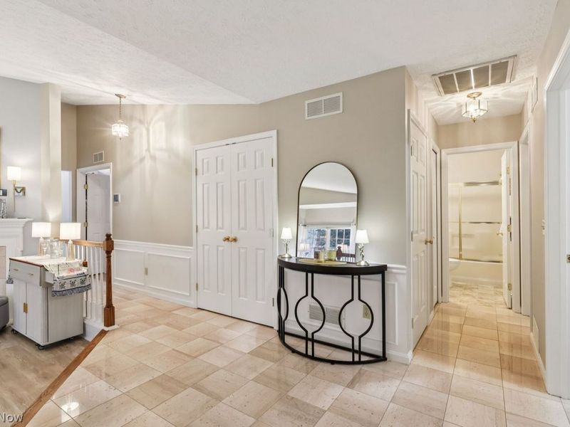 31825 Bayview Drive, Unit 89, Avon Lake, OH 44012 Photo 5