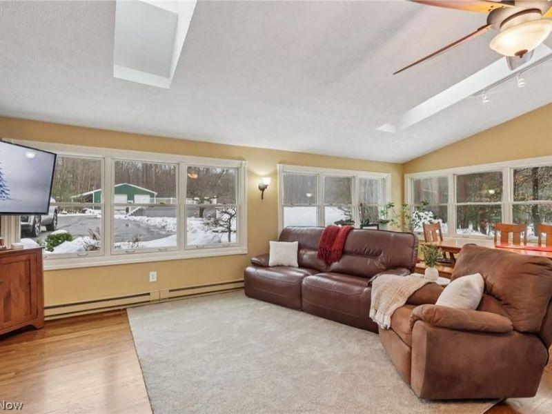 15720 Jug Road, Burton, OH 44021 Photo 3