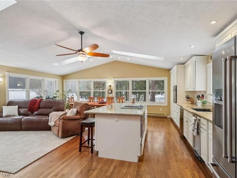 15720 Jug Road, Burton, OH 44021 Photo 6