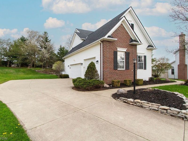 1075 Greenwood Court, Medina, OH 44256 Photo 3