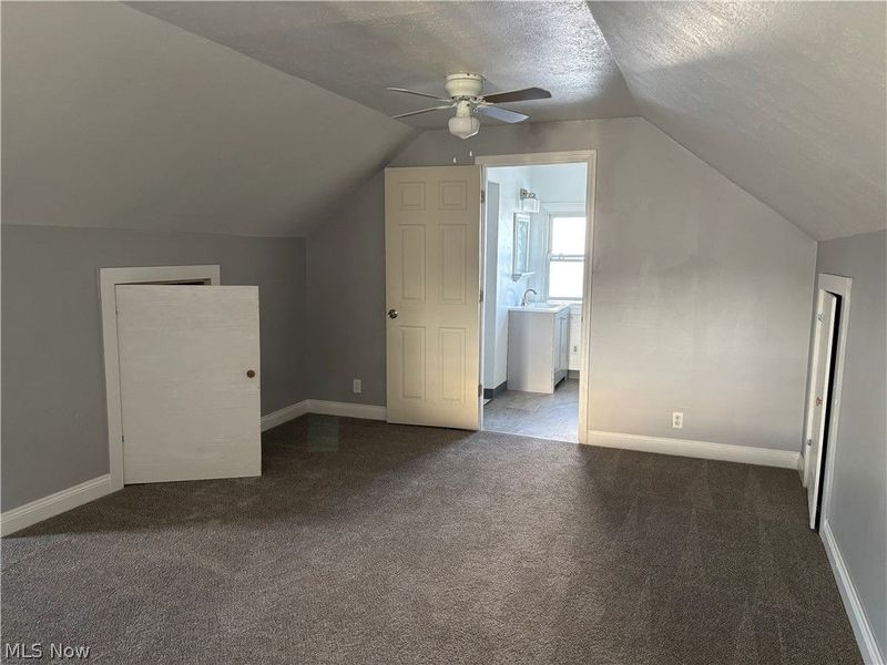 13500 Oakview Boulevard, Garfield Heights, OH 44125 Photo 12