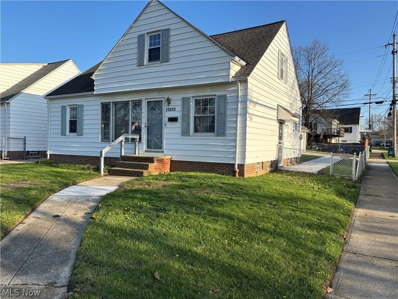 13500 Oakview Boulevard, Garfield Heights, OH 44125 Photo 2