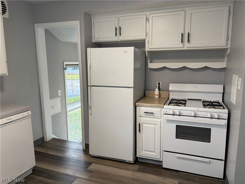 13500 Oakview Boulevard, Garfield Heights, OH 44125 Photo 24