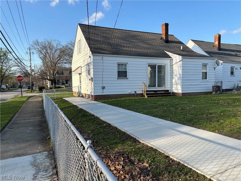 13500 Oakview Boulevard, Garfield Heights, OH 44125 Photo 7