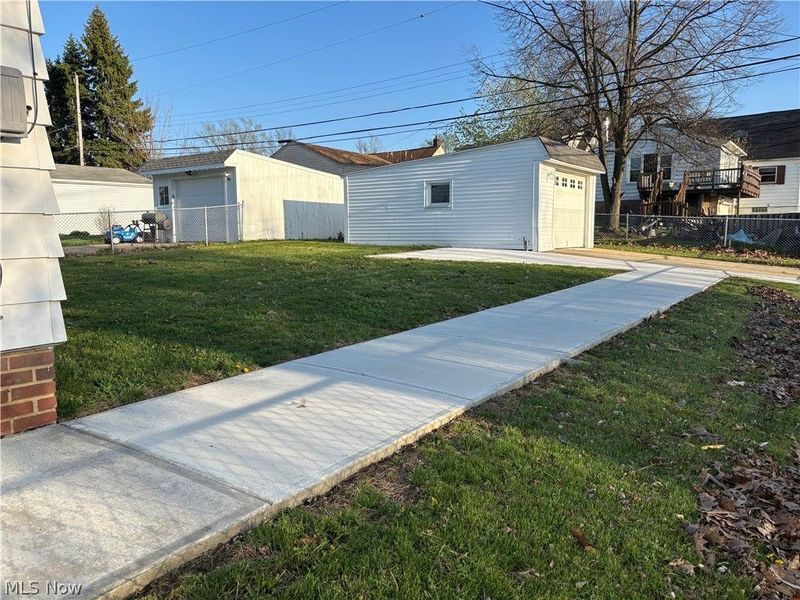 13500 Oakview Boulevard, Garfield Heights, OH 44125 Photo 8