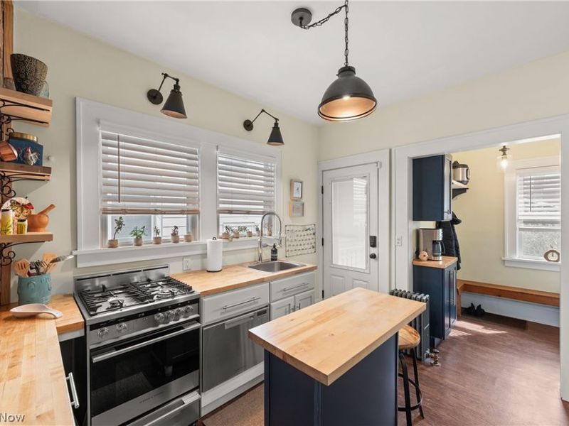 2265 Grandview Avenue, Cleveland Heights, OH 44106 Photo 15