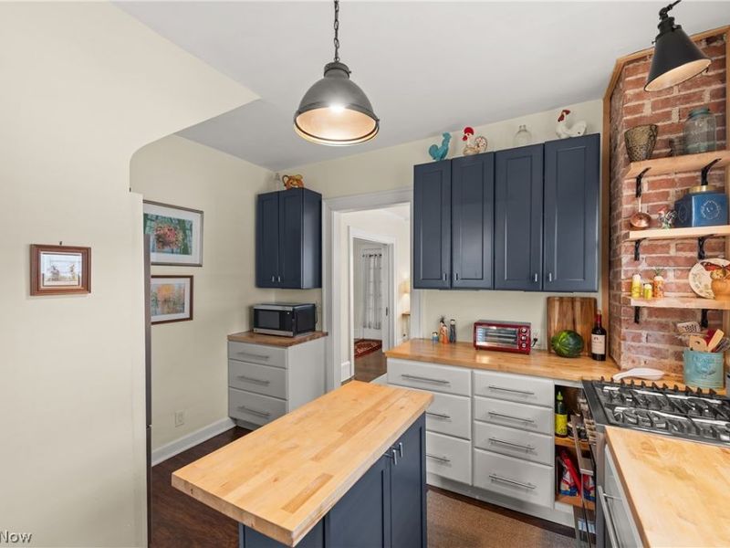 2265 Grandview Avenue, Cleveland Heights, OH 44106 Photo 16