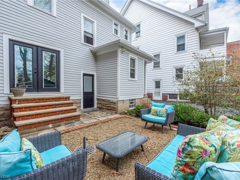 2265 Grandview Avenue, Cleveland Heights, OH 44106 Photo 32