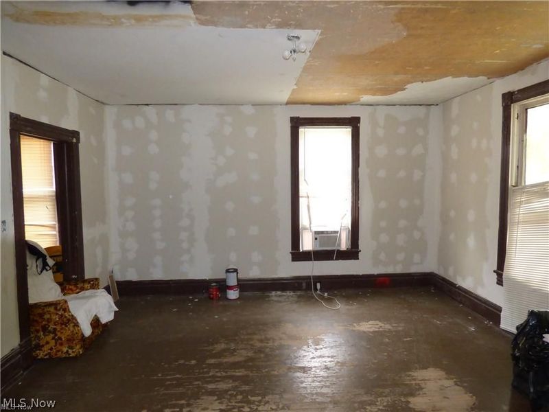 855 Adams Avenue NW, Warren, OH 44483 Photo 6