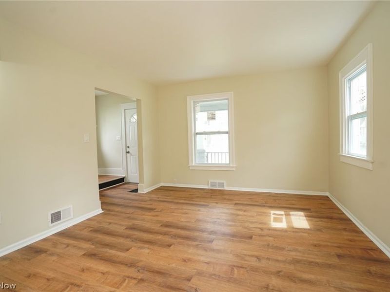 1069 Buena Vista Avenue NE, Warren, OH 44483 Photo 12