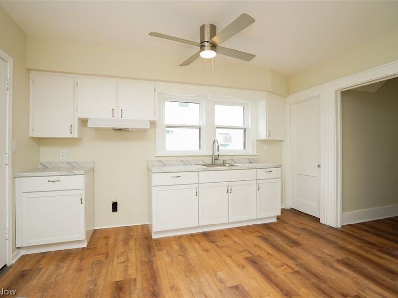 1069 Buena Vista Avenue NE, Warren, OH 44483 Photo 15