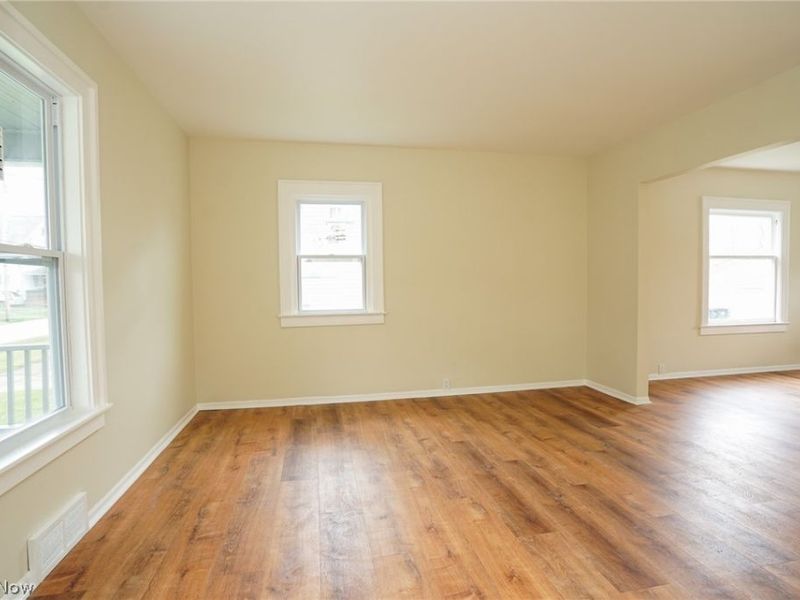 1069 Buena Vista Avenue NE, Warren, OH 44483 Photo 18