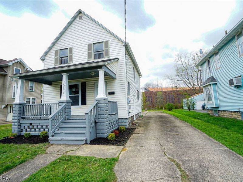 1069 Buena Vista Avenue NE, Warren, OH 44483 Photo 2