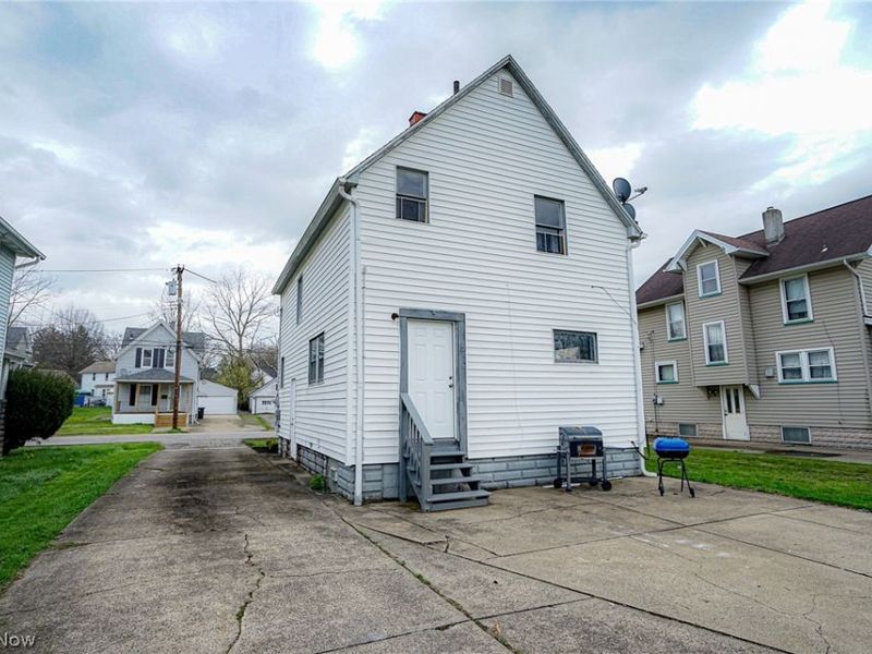 1069 Buena Vista Avenue NE, Warren, OH 44483 Photo 20