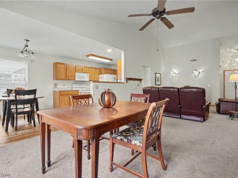 3060 Somerset Drive, Akron, OH 44312 Photo 11