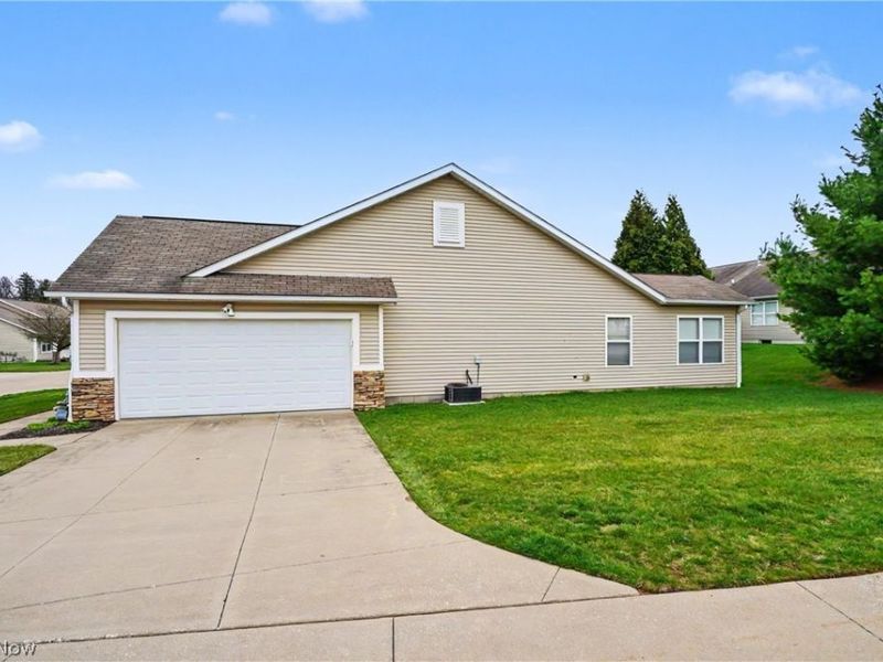 3060 Somerset Drive, Akron, OH 44312 Photo 36