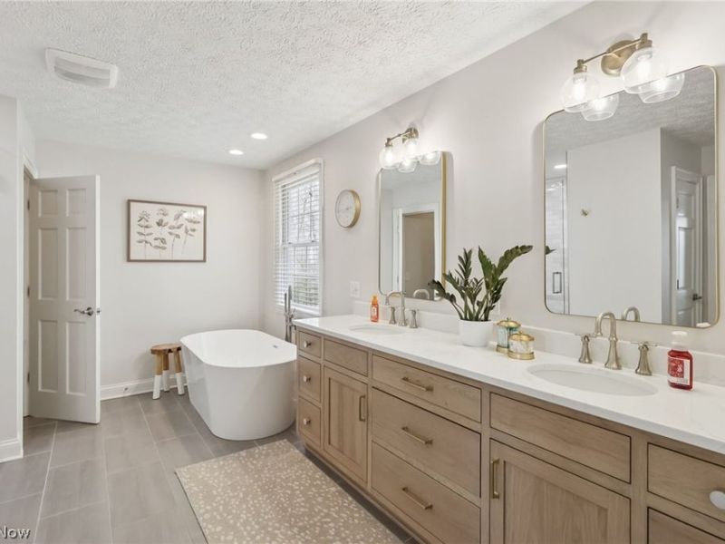 4077 Stonebridge Boulevard, Copley, OH 44321 Photo 17