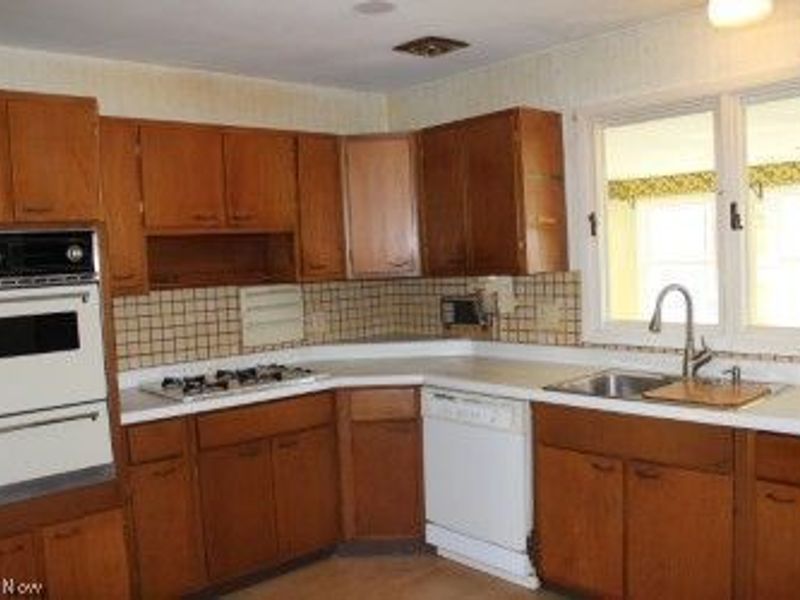 1182 Frost Road, Streetsboro, OH 44241 Photo 7