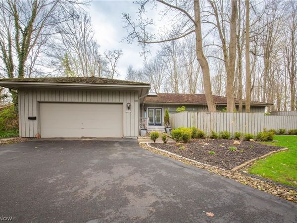 635 Glen Eden Court, Aurora, OH 44202