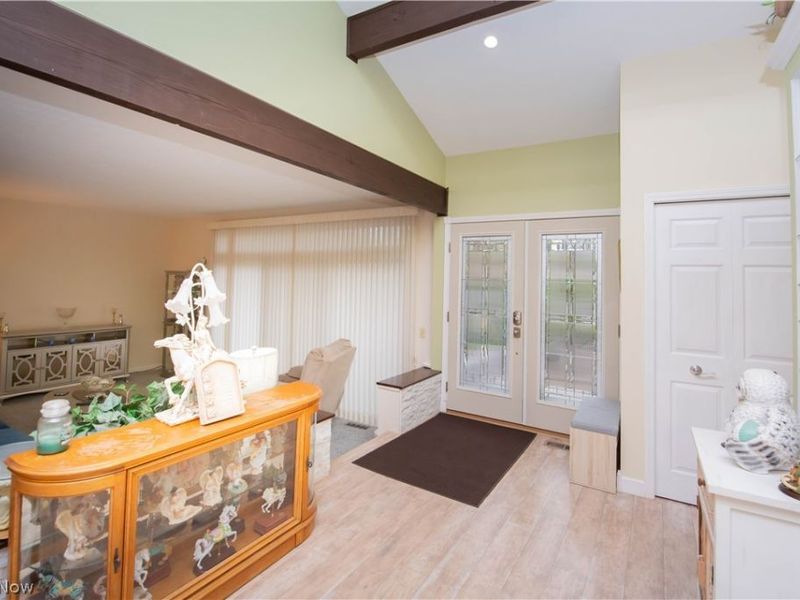 635 Glen Eden Court, Aurora, OH 44202 Photo 3