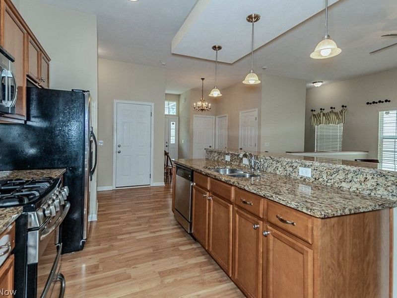 9863 Country Scene Lane, Concord Township, OH 44060 Photo 4