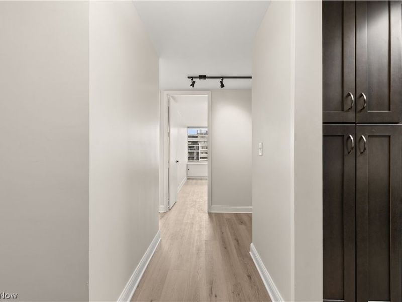 12700 Lake Avenue, Unit 1801, Lakewood, OH 44107 Photo 16