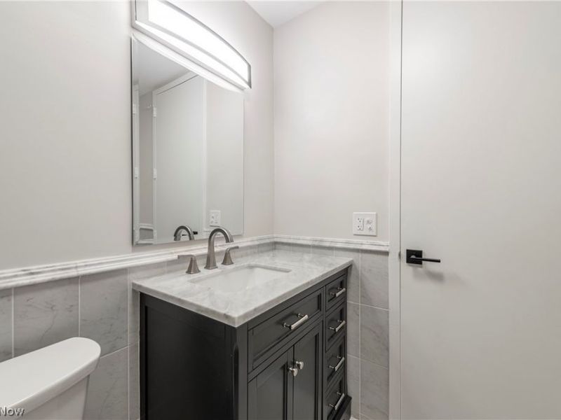 12700 Lake Avenue, Unit 1801, Lakewood, OH 44107 Photo 22