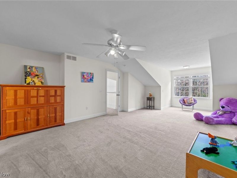 138 Stonecreek Drive, Mayfield Heights, OH 44143 Photo 24