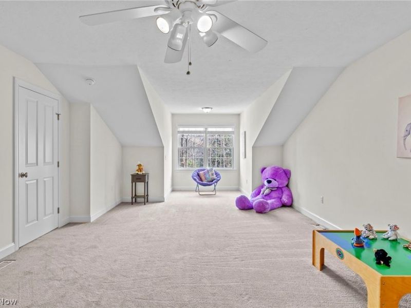 138 Stonecreek Drive, Mayfield Heights, OH 44143 Photo 25