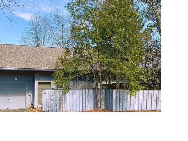 670-7 Ridgeway Drive, Aurora, OH 44202