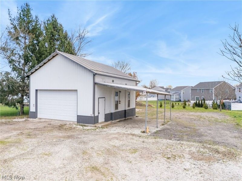 9865 Cleveland Avenue NW, Uniontown, OH 44685 Photo 1