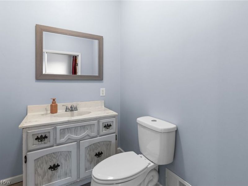 52161 Key-Bellaire Road, Bellaire, OH 43906 Photo 11